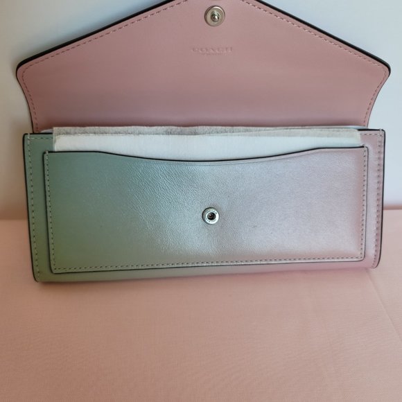 COACH Wyn Ombré Soft Smooth Leather Wallet- Pale Pistachio Multi ⭐🎈 - Picture 12 of 16